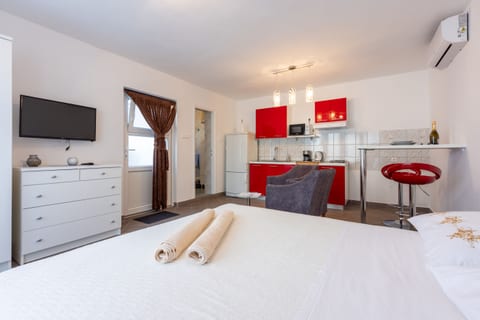 Apartments Josip - Unit 181848-5