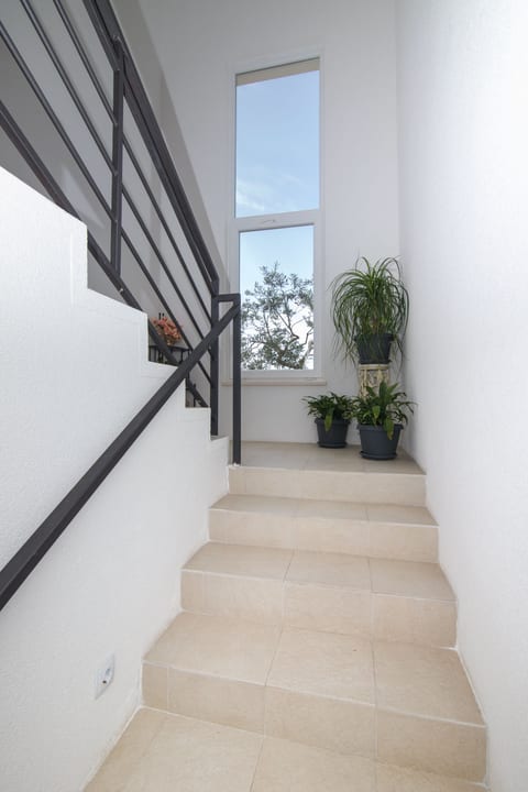 House Arija - Unit 181850-5