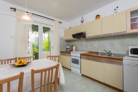 House Holiday Villa Klara - Unit 182012-5