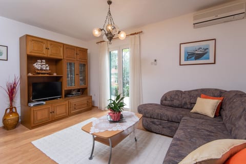 House Holiday Villa Klara - Unit 182012-5