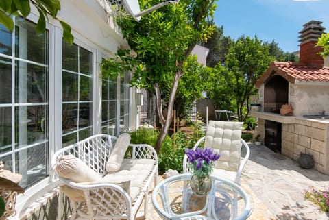 Apartments Llr - Unit 182020-5
