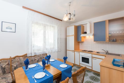 Apartments and Rooms Papica - Unit 182037-5