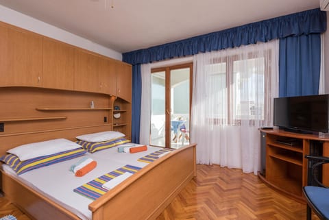 Apartments and Rooms Papica - Unit 182038-5