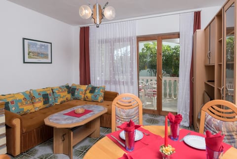 Apartments and Rooms Papica - Unit 182040-5