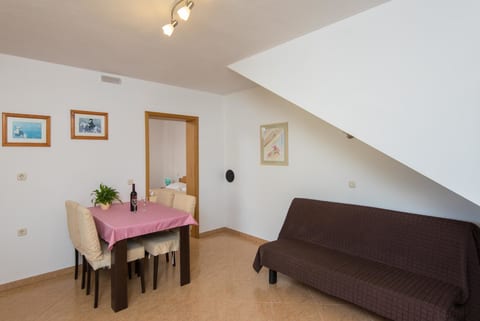 Apartments Darjan - Unit 182204-5