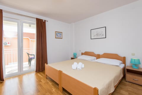Apartments Darjan - Unit 182204-5