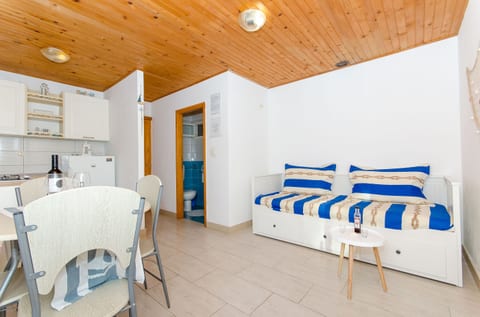 House ULE - Unit 182493-5