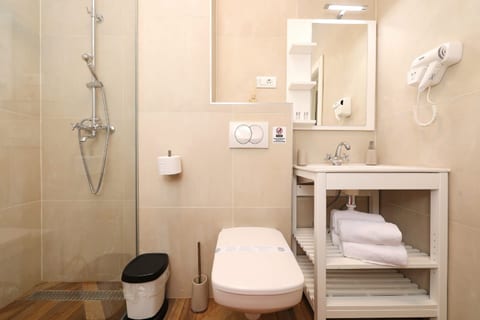 Apartments Redstone luxury apartments - Unit 202546-5