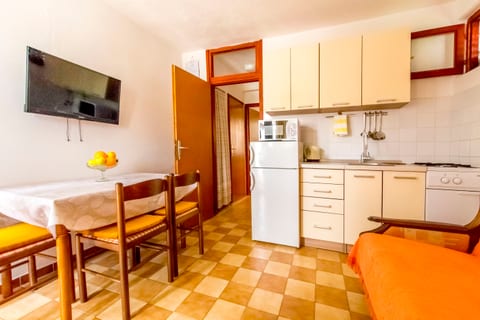 Apartments Mira Mark - Unit 202668-5