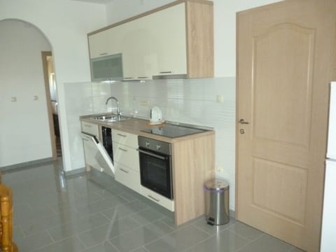 Apartment Bellevue - Unit 202677-5