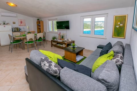 Apartments Božo - Unit 202730-5