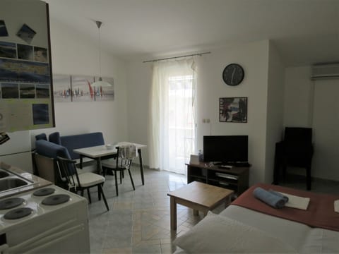 Apartment Marko - Unit 202782-5