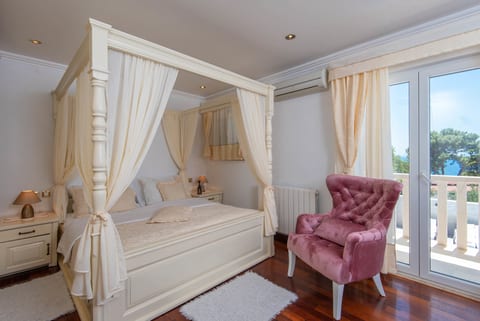 Villa Domenica - Unit 202819-5