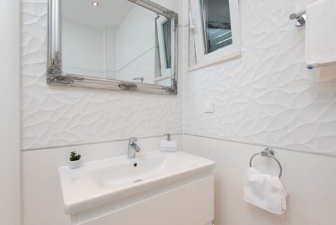 Apartment Drago - Unit 202881-5