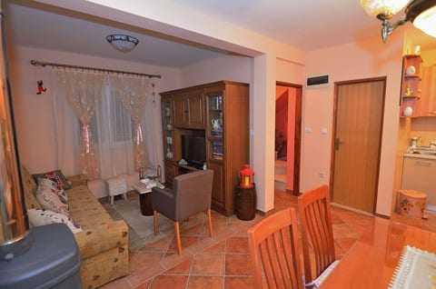 House Tihanka - Unit 202904-5