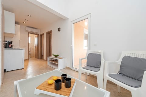 Apartment Simic - Unit 202959-5
