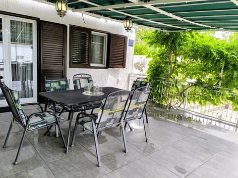 Apartment Snjezana - Unit 202963-5