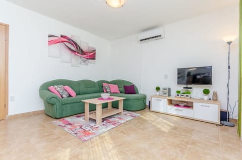 Apartment Snjezana - Unit 202963-5