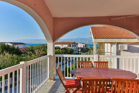 Apartment Delac - Unit 202968-5