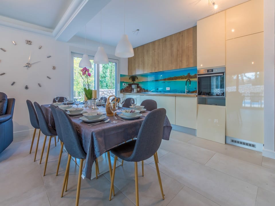 Villa Adry - Unit 203074-5