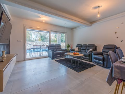Villa Adry - Unit 203074-5