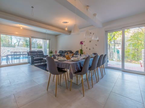 Villa Adry - Unit 203074-5