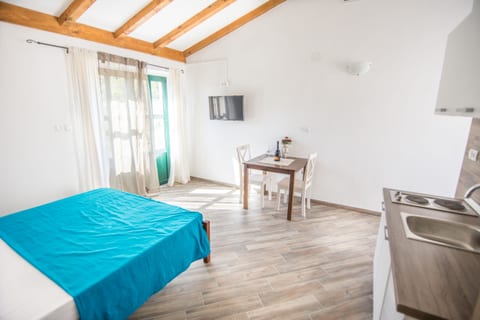 Apartments Tarragon - Unit 203130-5