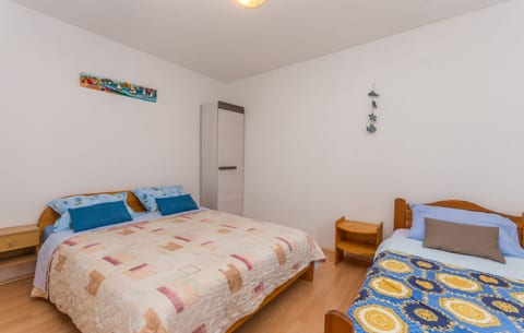 House Island Harbour - Unit 203147-5