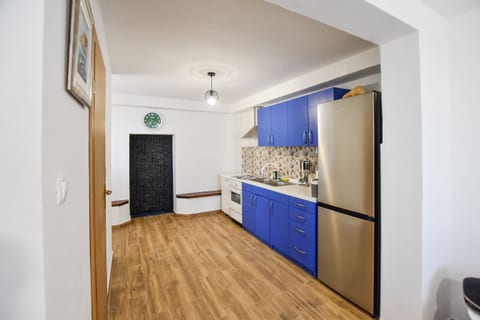 House Pine Shadow - Unit 203156-5