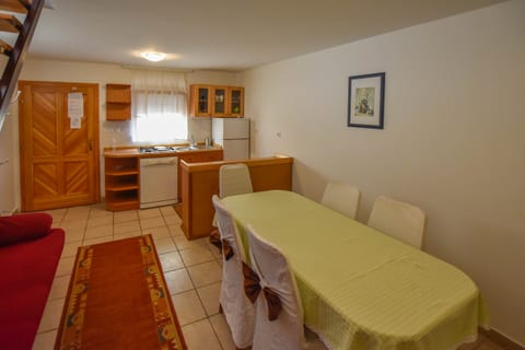 Apartments Kalista - Unit 203215-5