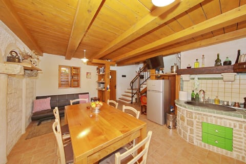 House Flamingo - Unit 203247-5