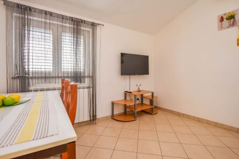 Apartments Svarog - Unit 203249-5