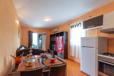 Apartments Karen - Unit 203273-5