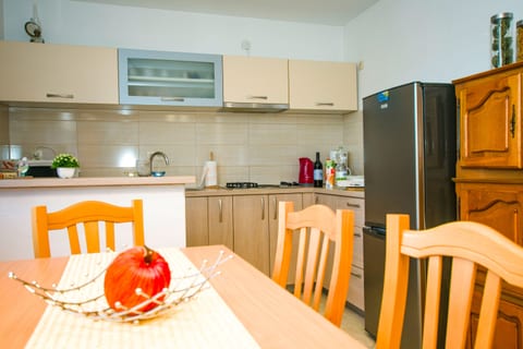 House Pansy - Unit 203279-5