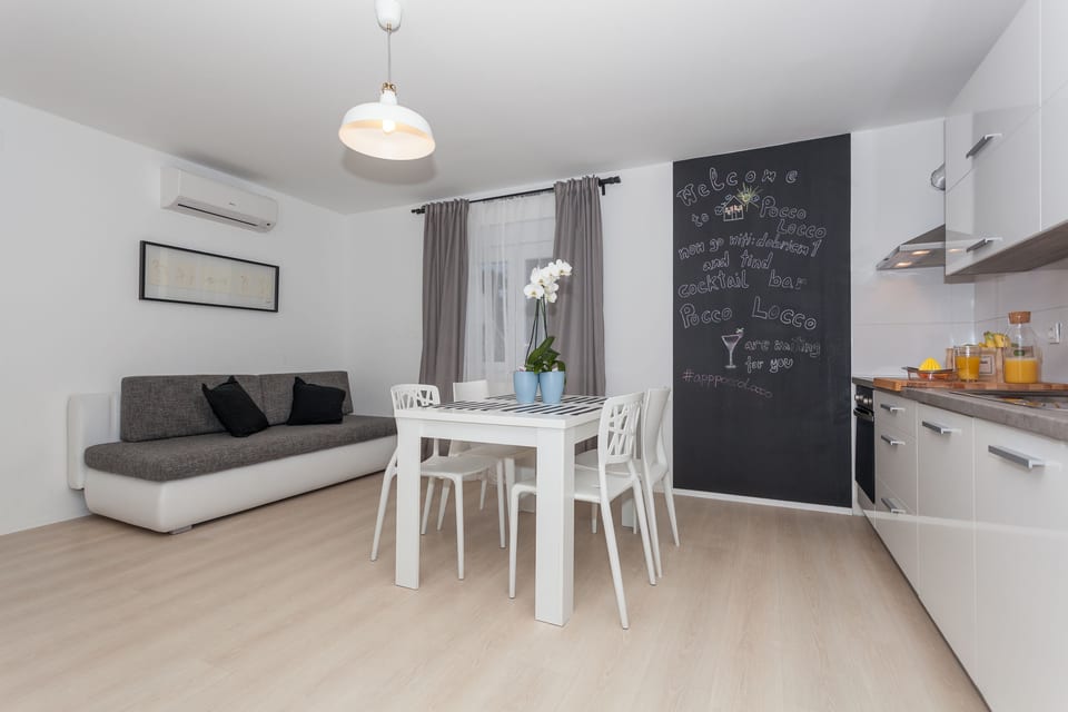Apartments Turritella - Unit 203294-5