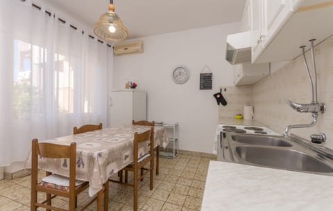 Apartments Mactra - Unit 203314-5