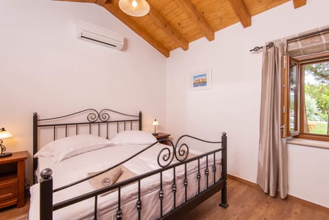 Villa Mirce - Unit 203453-5