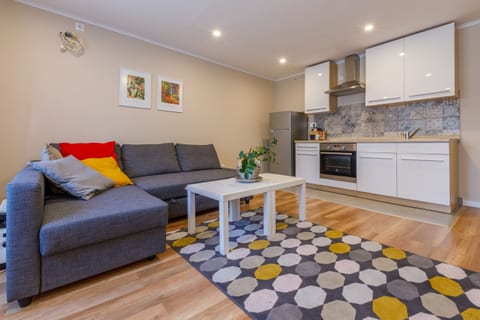 Apartment Edmond - Unit 203454-5