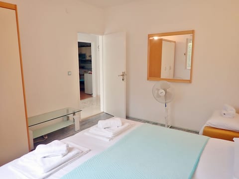Apartment Amarena-50 m from the beach - Unit 203460-5