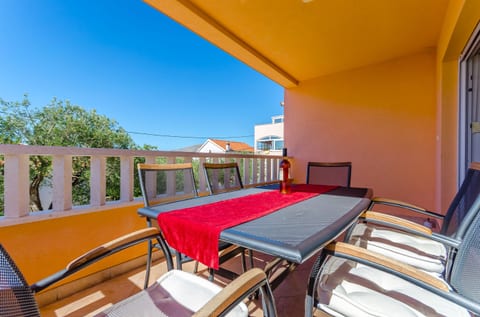 Apartments Melita - Unit 203467-5