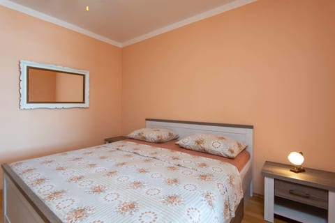 Apartments Lucy - Unit 204515-5