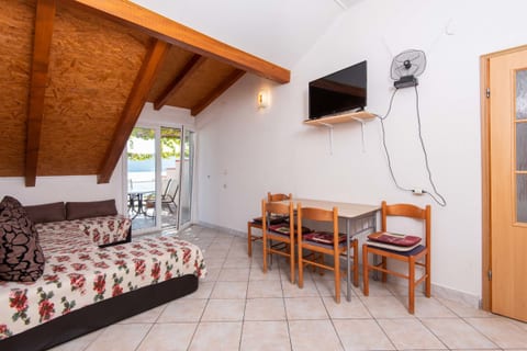 Apartments Lucy - Unit 204519-5