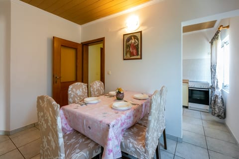 Apartments Lino - Unit 204543-5