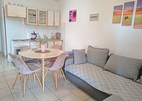 Apartments Pepa - Unit 204582-5