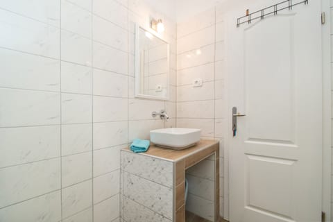 Apartments Vinka - Unit 204596-5