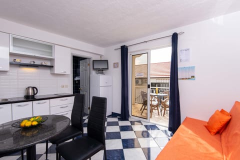 Apartments Jane - Unit 204646-5
