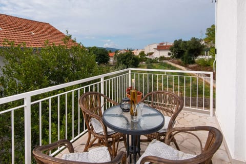 Apartments Jane - Unit 204646-5