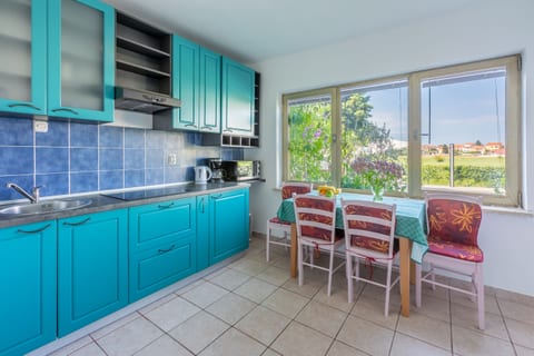 Apartments Pool - Unit 204695-5