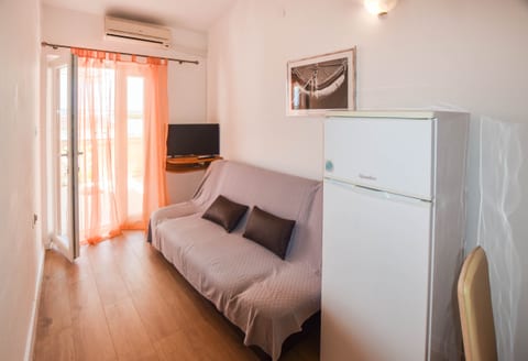 Apartments Anchor - Unit 204708-5