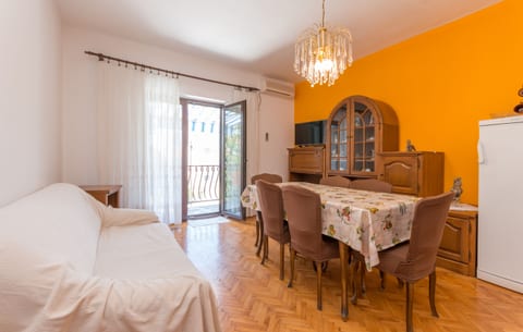 Apartment Domenico - Unit 204713-5